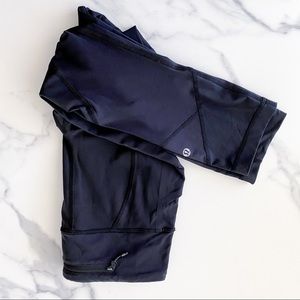 lululemon Cropped Workout Leggings (size 4)